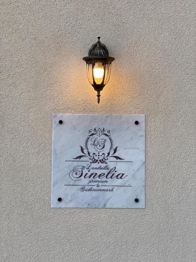 Landvilla Sinelia Premium Dietersdorf am Gnasbach Buitenkant foto